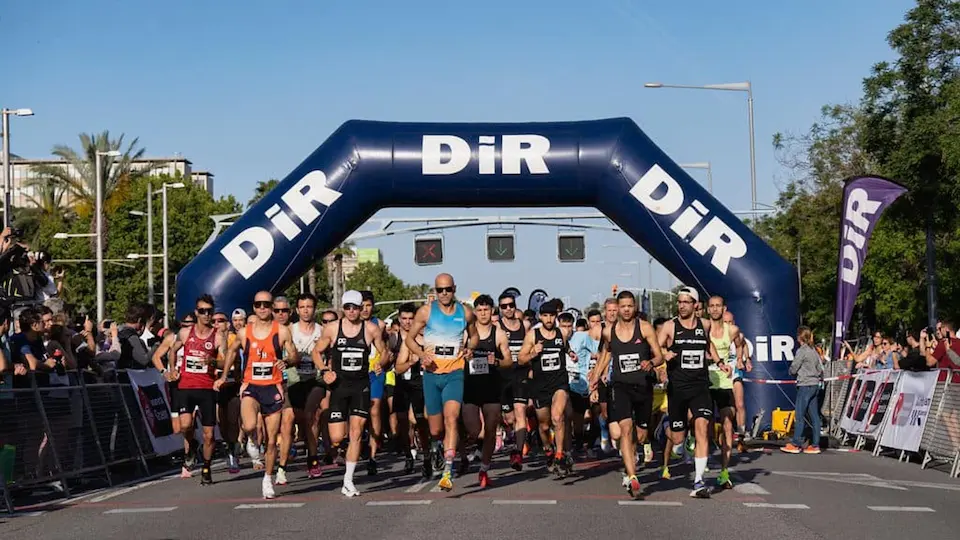 Imagen principal para la Cursa Diagonal DiR Guàrdia Urbana 2026 by Olistic